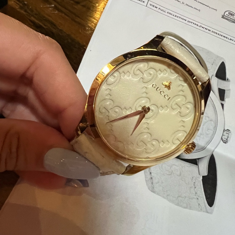Gucci Gold and Cream Women's Watch
